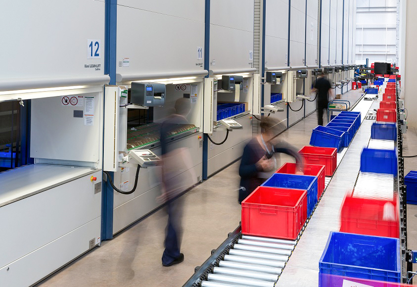 ASRS for high-speed picking in warehouses