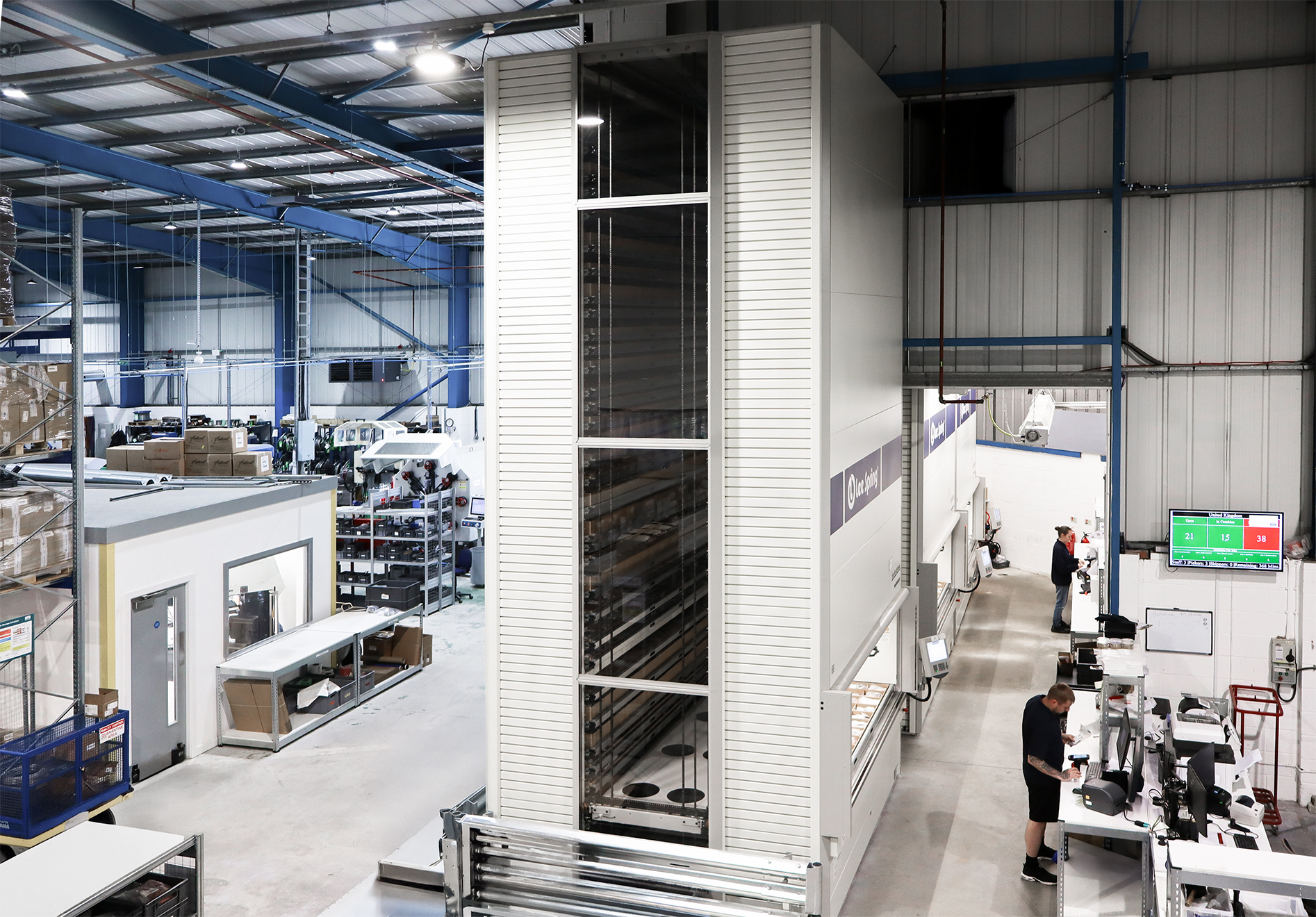 Warehouse consolidation with Vertical lift modules (VLM)