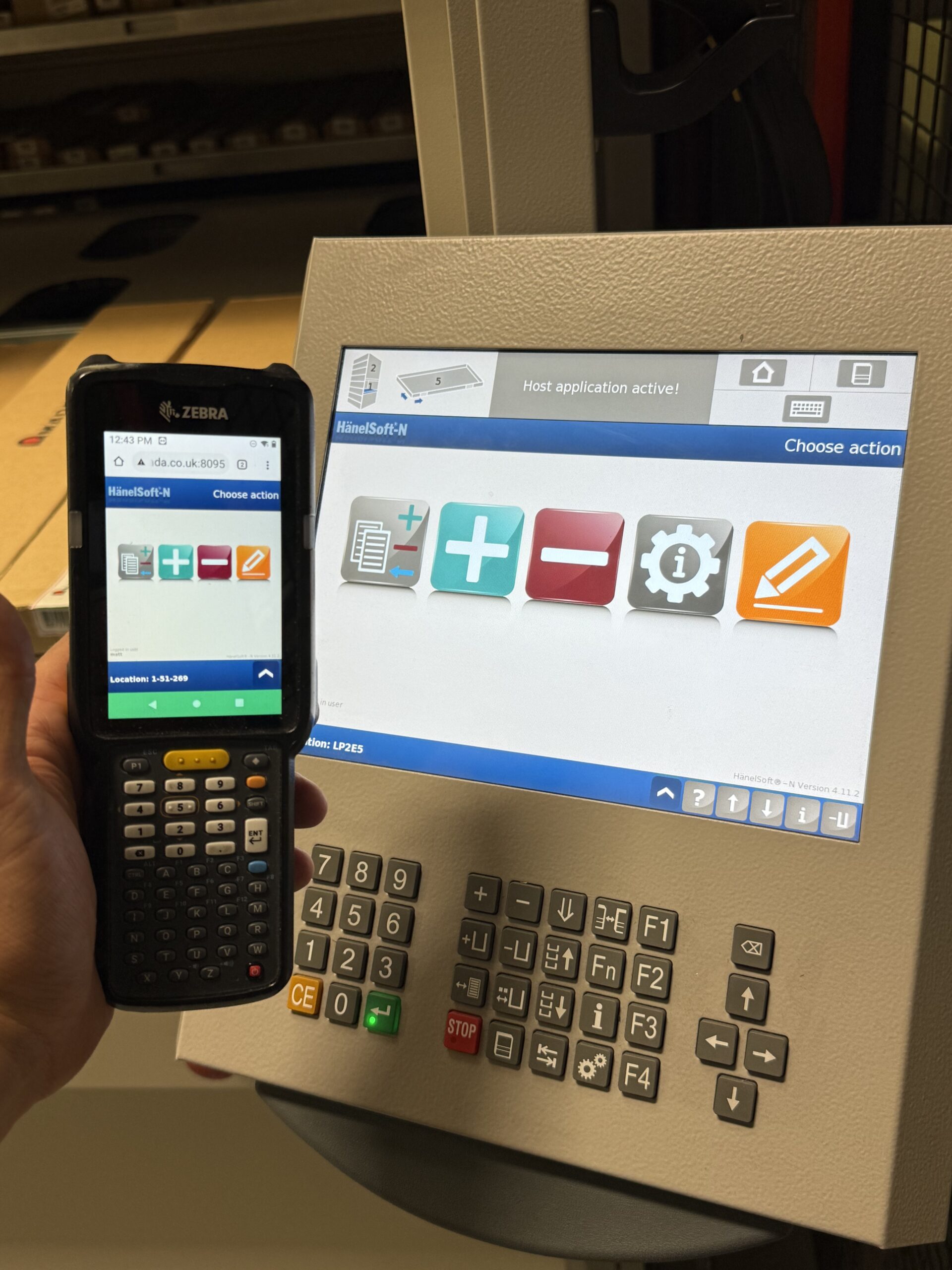 HänelSoft WMS managing inventory across VLMs and static racking
